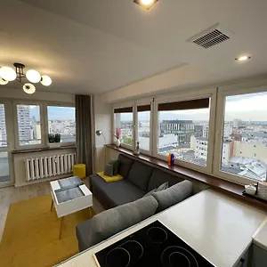 Apartamento Comewa, Varsovia