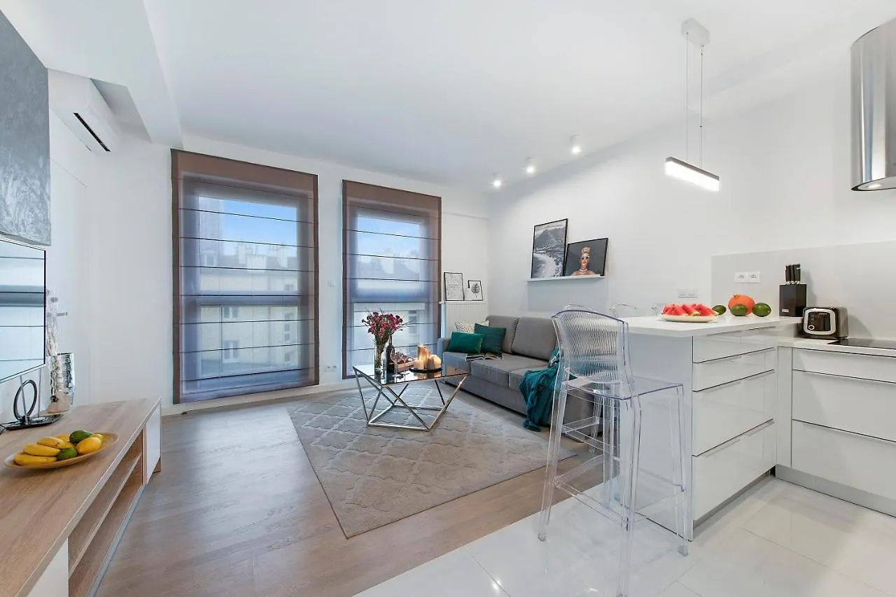 Chlodna P&O Serviced Apartments Варшава